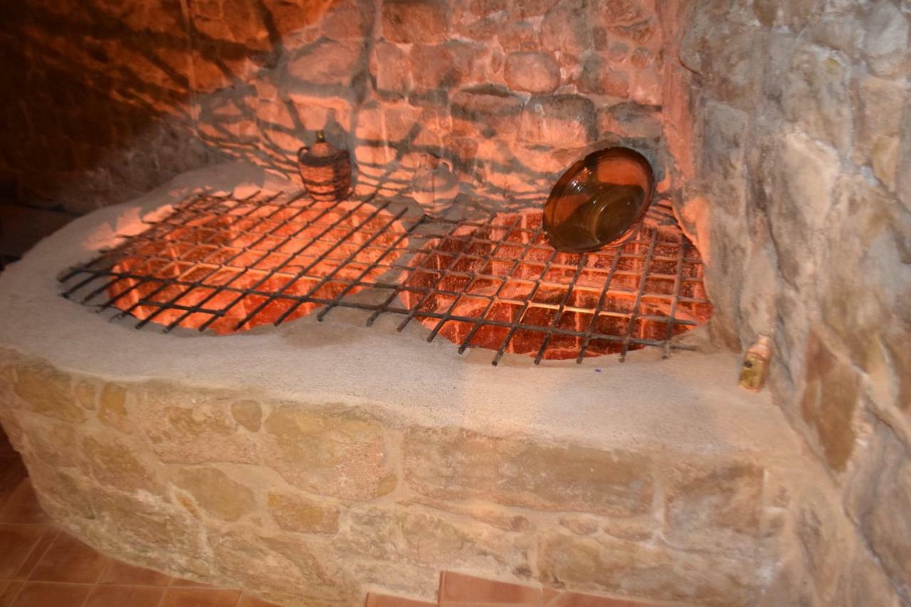 Apartamentos La Muralla Horta de Sant Joan Kültér fotó